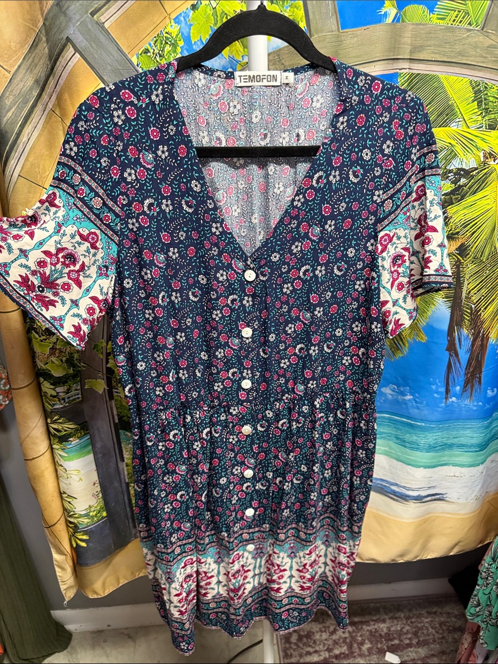 Temofon Navy Floral Button-Front V-Neck Dress